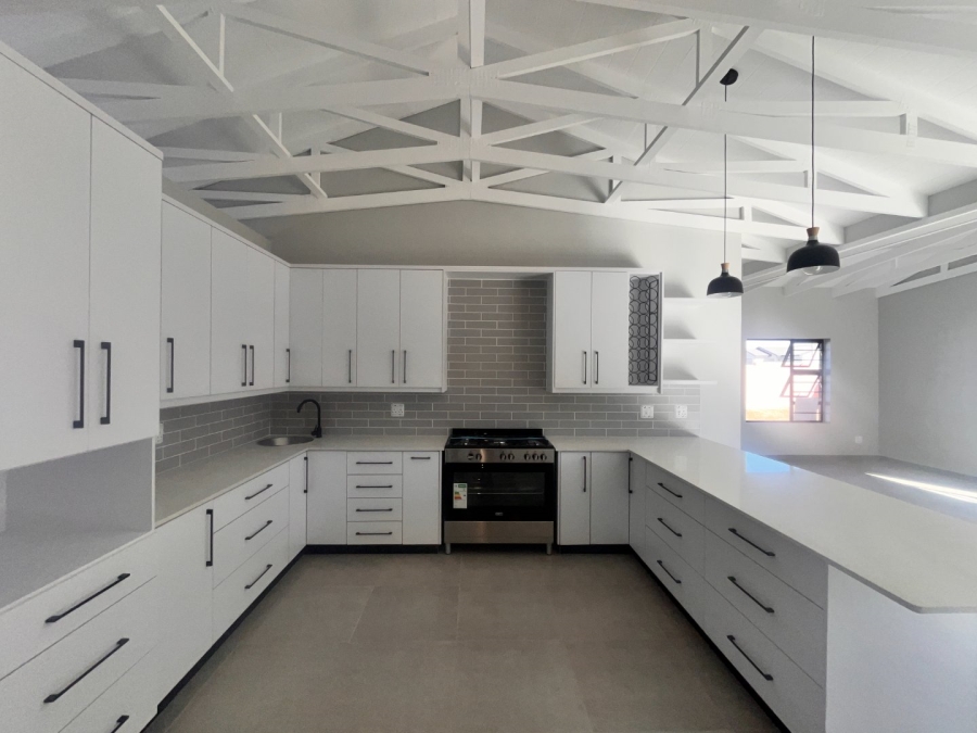 3 Bedroom Property for Sale in Fountains Estate Eastern Cape